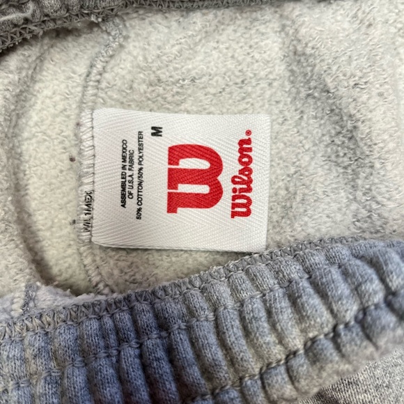 Mens (MED) WILSON Gray Sweats w/side pockets great condition - Picture 5 of 5